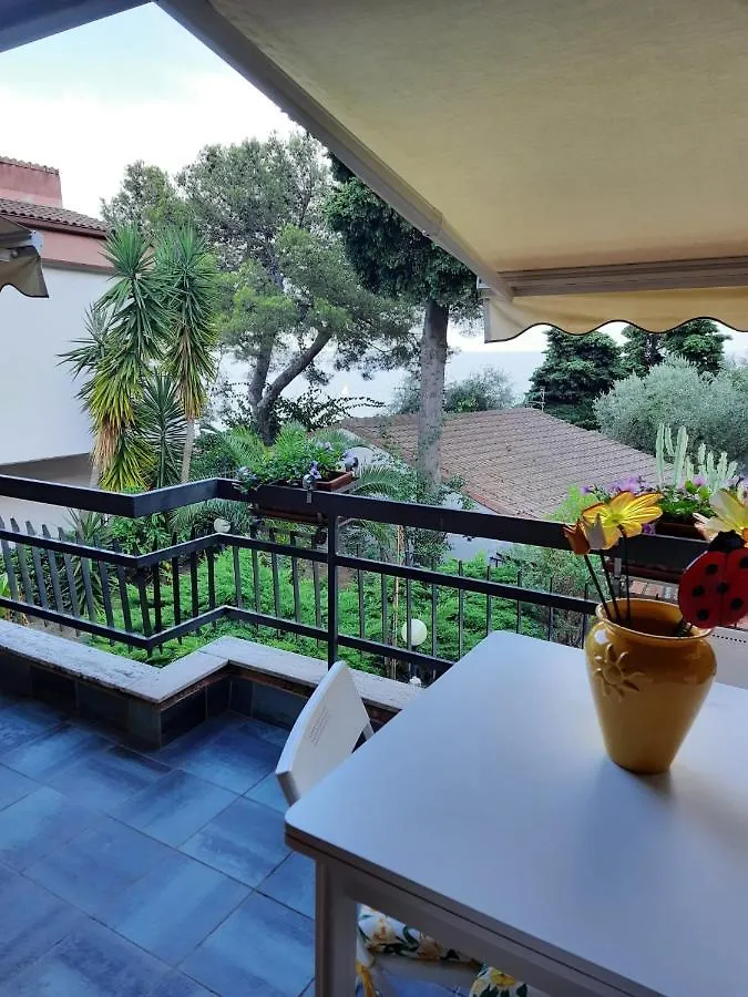 Appartamento In Contesto Privato Sul Mare La Conca Verde, Andora Apartment